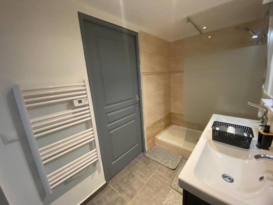 Le Jardin Suspendu Apartamento Rillieux-la-Pape Exterior foto